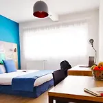 Appart-hotel & Golf Ile De 3*