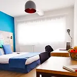 Appart-hotel & Golf Ile De Apart Otel Nantes
