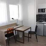 Appart-hotel & Golf Ile De Apart Otel 3*
