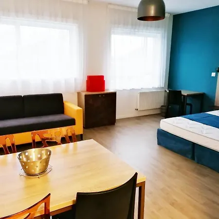 Appart-hotel & Golf Ile De شقة فندقية