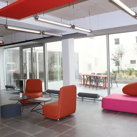 Appart-hotel & Golf Ile De Aparthotel Nantes