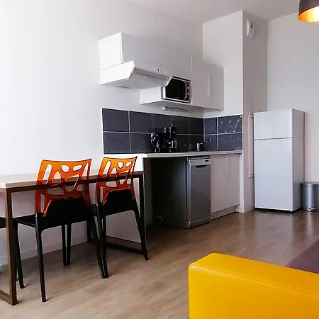 شقة فندقية Appart-hotel & Golf Ile De 3*