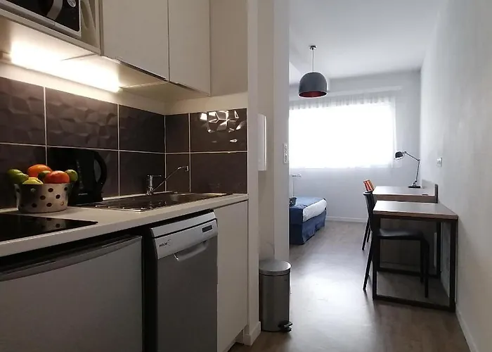 Appart-hotel & Golf Ile De Aparthotel Nantes