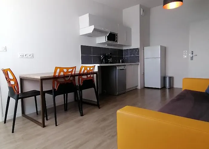 Aparthotel Appart-hotel & Golf Ile De 3*