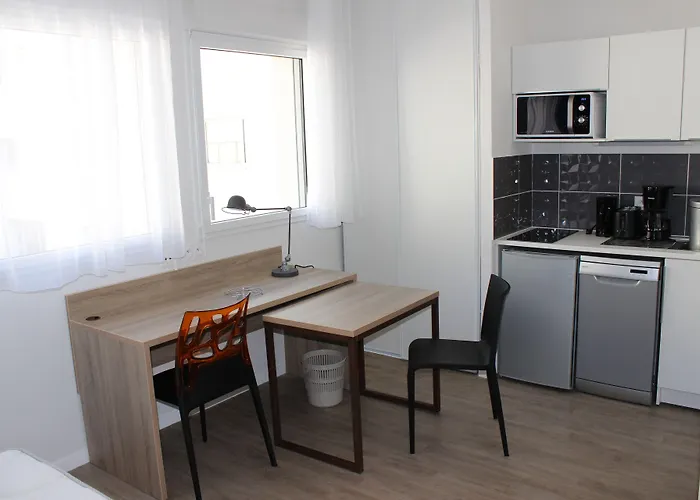 Appart-hotel & Golf Ile De Aparthotel 3*