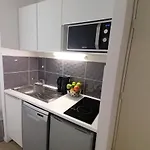公寓式酒店 Appart-hotel & Golf Ile De 南特